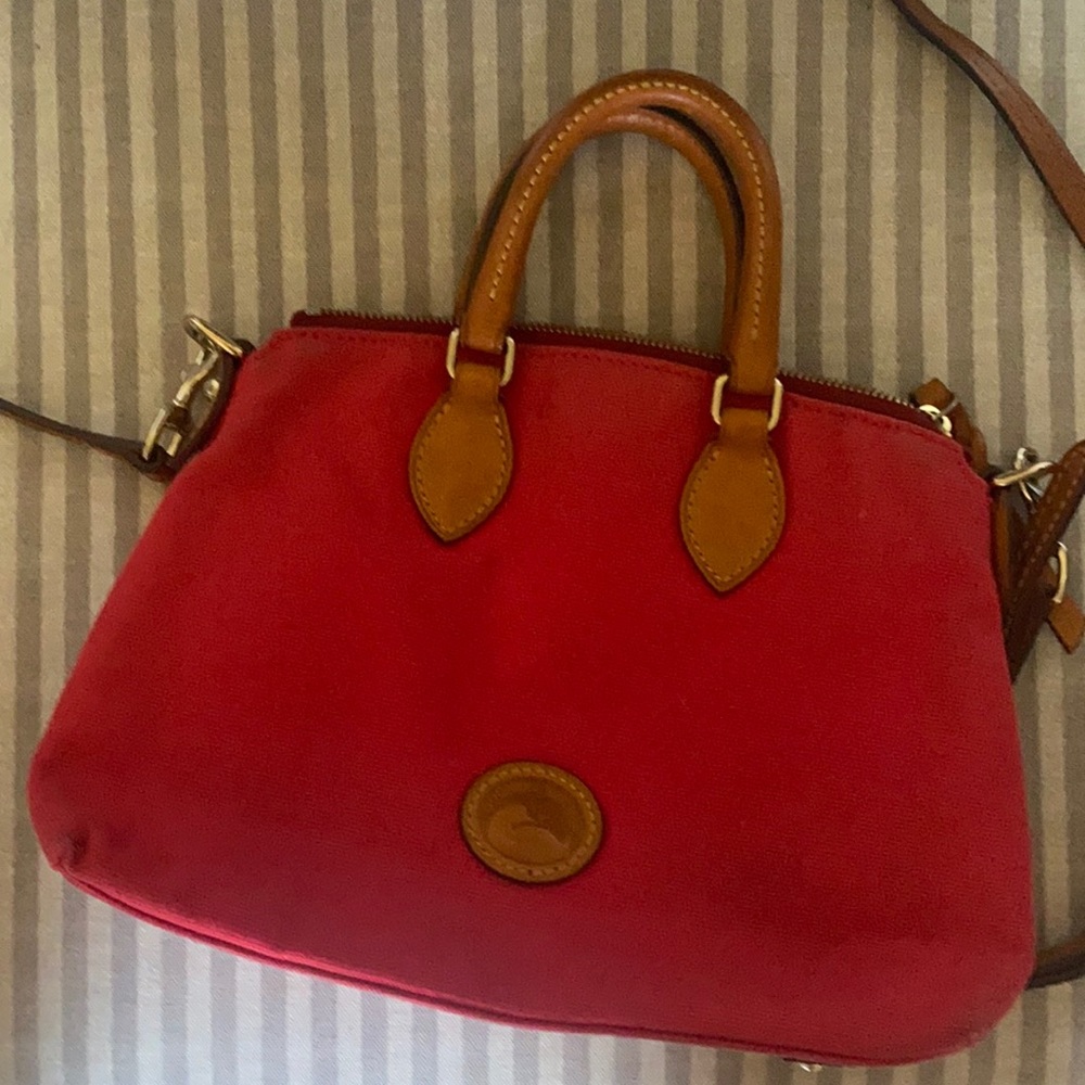 Dooney&Bourke Satchel Crossbody